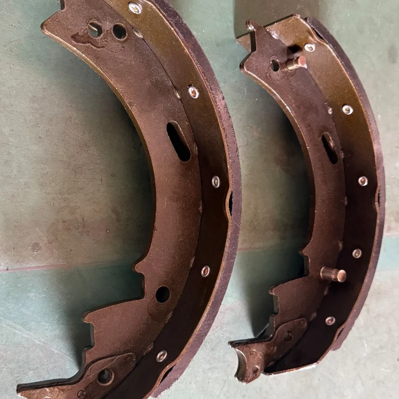10 trailer brake shoes